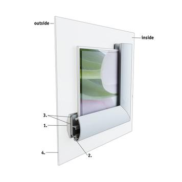 Sistema de caixilho de janela “Feko”, anodizado prateado, cantos cortados em esquadria